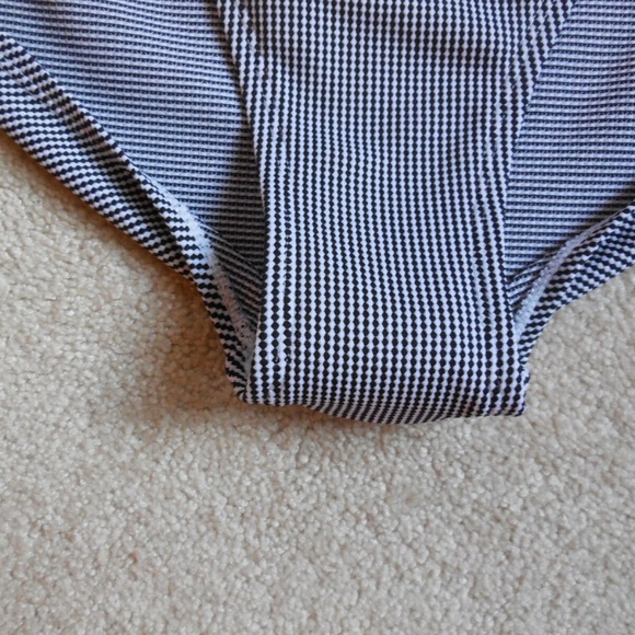 Kohl's Swim Womens Kohls Swimwear Bikini Bottom Style 34298 Size